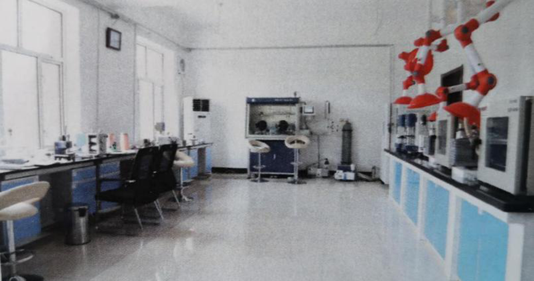 半电池检测室——用于纽扣电池的配料、组装(图1)